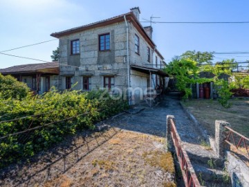 House 8 Bedrooms in Mesão Frio