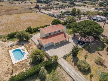 Maison 4 Chambres à Pinhal Novo