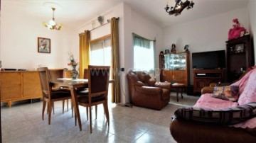 Apartment 4 Bedrooms in Guarda