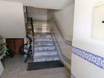 Apartamento 2 Quartos em Alcanena e Vila Moreira