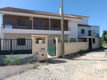 Maison 4 Chambres à Lagoaça e Fornos