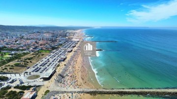 Apartamento  em Caparica e Trafaria