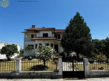 Moradia 6 Quartos em Figueiró dos Vinhos e Bairradas