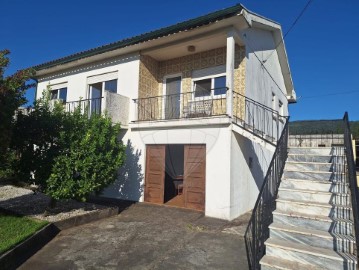 Maison 4 Chambres à Valença, Cristelo Covo e Arão