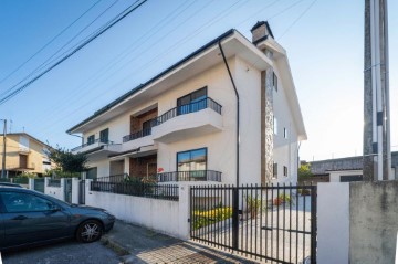 Maison 6 Chambres à Rio Tinto