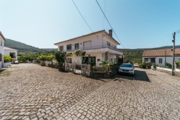 Maison 4 Chambres à Alcaide