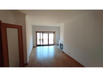 Apartamento 2 Quartos em São Felix da Marinha