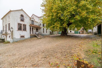 House 5 Bedrooms in Sobral de Monte Agraço