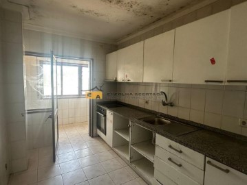 Apartamento 3 Quartos em Fânzeres e São Pedro da Cova