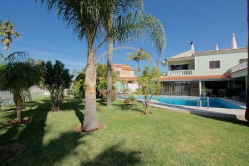 Apartment 3 Bedrooms in Silves