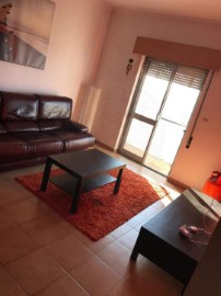 Apartamento 2 Quartos em Alverca do Ribatejo e Sobralinho