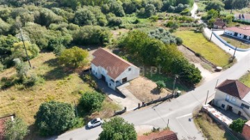 Maison 4 Chambres à Pombal