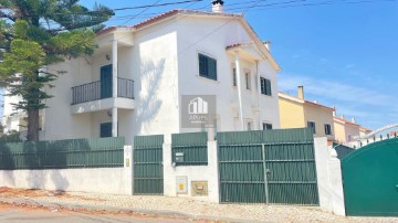 Maison 3 Chambres à Quinta do Conde