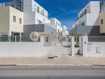 House 2 Bedrooms in União das freguesias de Vila Real