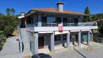 Maison 3 Chambres à Carreira e Refojos de Riba de Ave