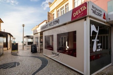 Building in Vieira de Leiria