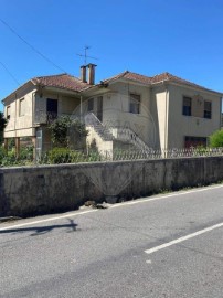 House 5 Bedrooms in Argoncilhe