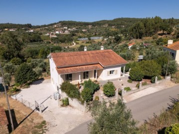 Maison 4 Chambres à Beco