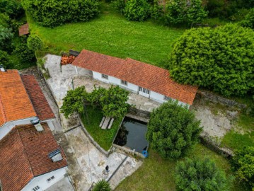 Quintas e casas rústicas 5 Quartos em Arcozelo