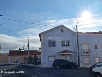 Apartamento 2 Quartos em S.Maria e S.Miguel, S.Martinho, S.Pedro Penaferrim