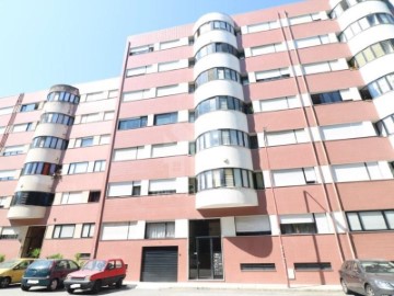 Apartamento 3 Quartos em Aboim da Nóbrega e Gondomar