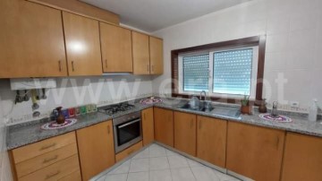 Apartamento 2 Quartos em Aguada de Cima