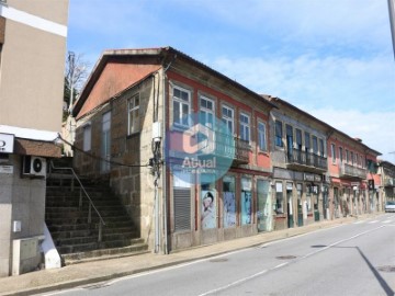 Prédio em Caldas de Vizela (São Miguel e São João)