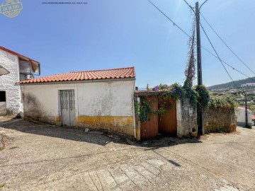 Moradia 3 Quartos em Semide e Rio Vide