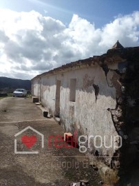 Quintas e casas rústicas em Santa Clara-a-Nova e Gomes Aires