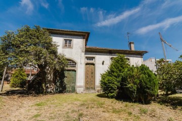 Maison 7 Chambres à Caldelas