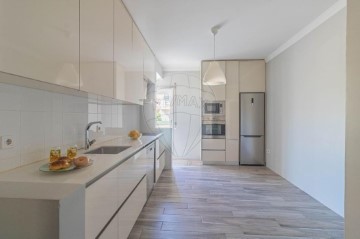 Apartamento 2 Quartos em Irivo