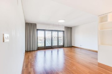 Apartamento 3 Quartos em Odivelas