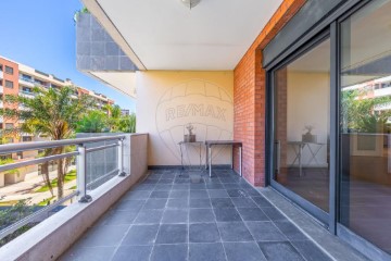 Apartamento 3 Quartos em Algés, Linda-a-Velha e Cruz Quebrada-Dafundo