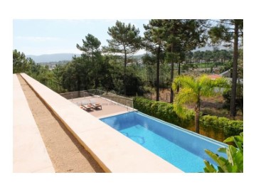 House 7 Bedrooms in Sesimbra (Castelo)