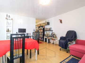 Apartment 2 Bedrooms in Penha de França