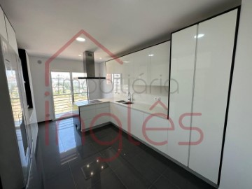 Apartment 2 Bedrooms in Odivelas