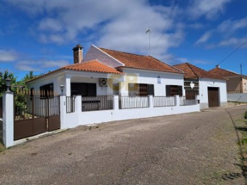 Country homes 3 Bedrooms in São Pedro de Tomar