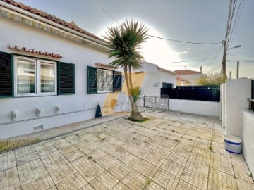 Casa o chalet 4 Habitaciones en Costa da Caparica