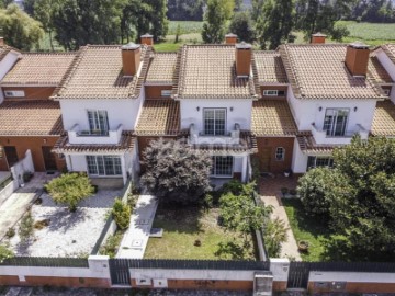 Maison 4 Chambres à Ovar, S.João, Arada e S.Vicente de Pereira Jusã