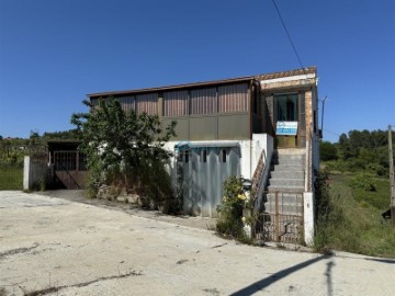 Maison 3 Chambres à Folhadela