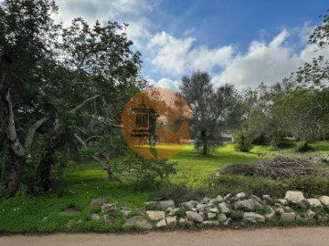 Terreno em Faro (Sé e São Pedro)