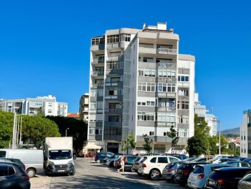 Apartamento  em Cascais e Estoril