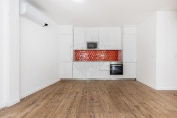 Apartamento 2 Quartos em Beato