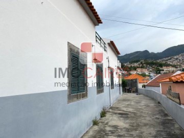 Maison 2 Chambres à Funchal (São Pedro)