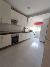 Apartamento 2 Quartos em Queluz e Belas