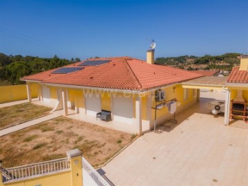 House 3 Bedrooms in Rio Maior