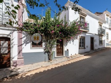 Moradia 2 Quartos em Tavira (Santa Maria e Santiago)