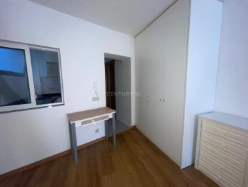 Apartamento 1 Quarto em Creixomil