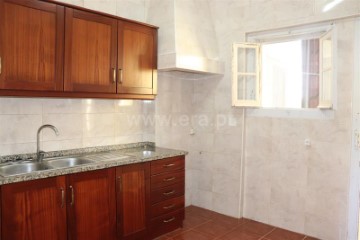 House 2 Bedrooms in São Miguel do Rio Torto e Rossio Ao Sul do Tejo