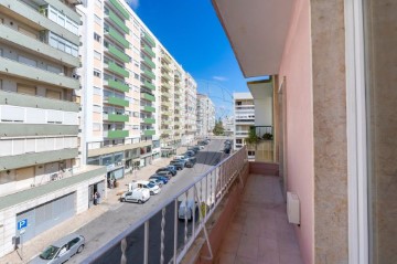 Apartamento 2 Quartos em Alvalade